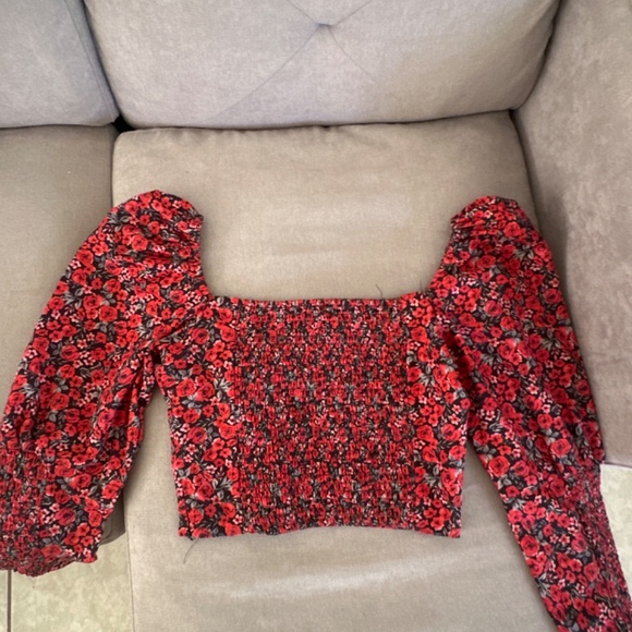 Top flowers - Picture 2 of 2